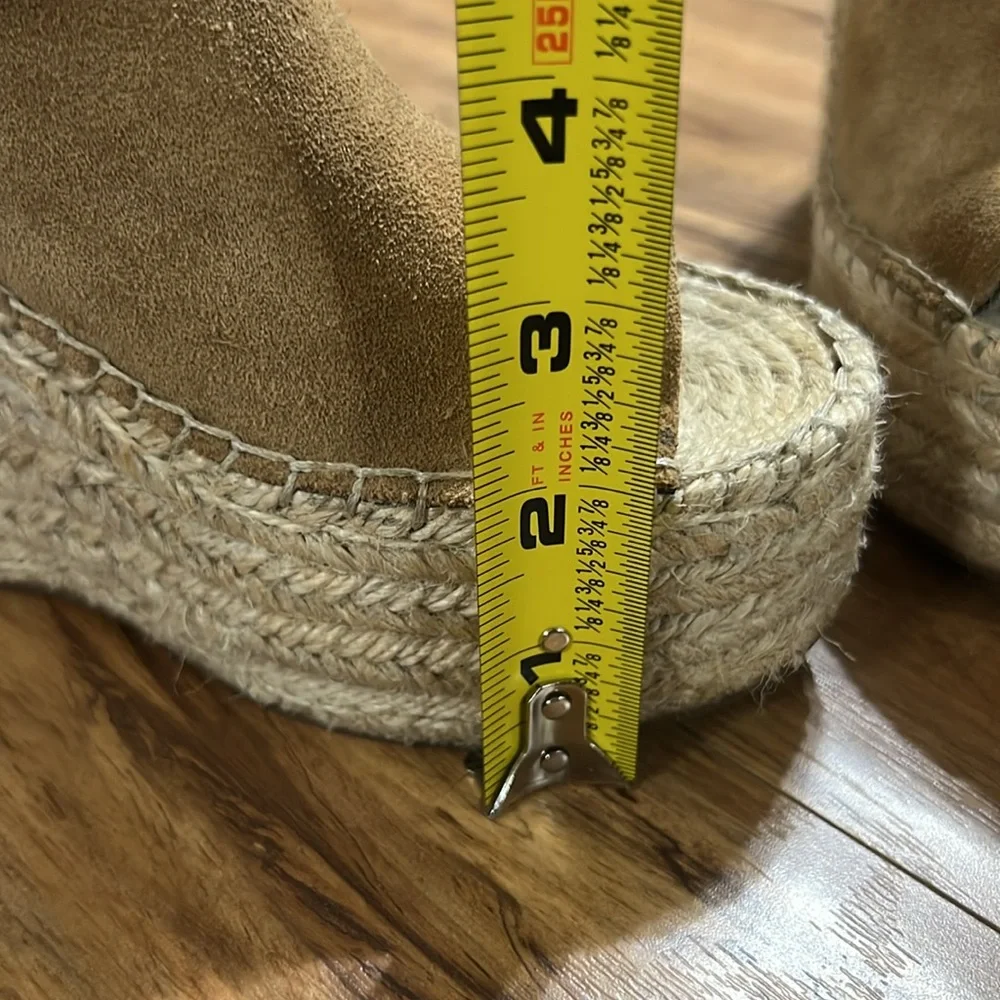 Dolce Vita Suede Platform Wedge Sandals - Picture 6 of 11